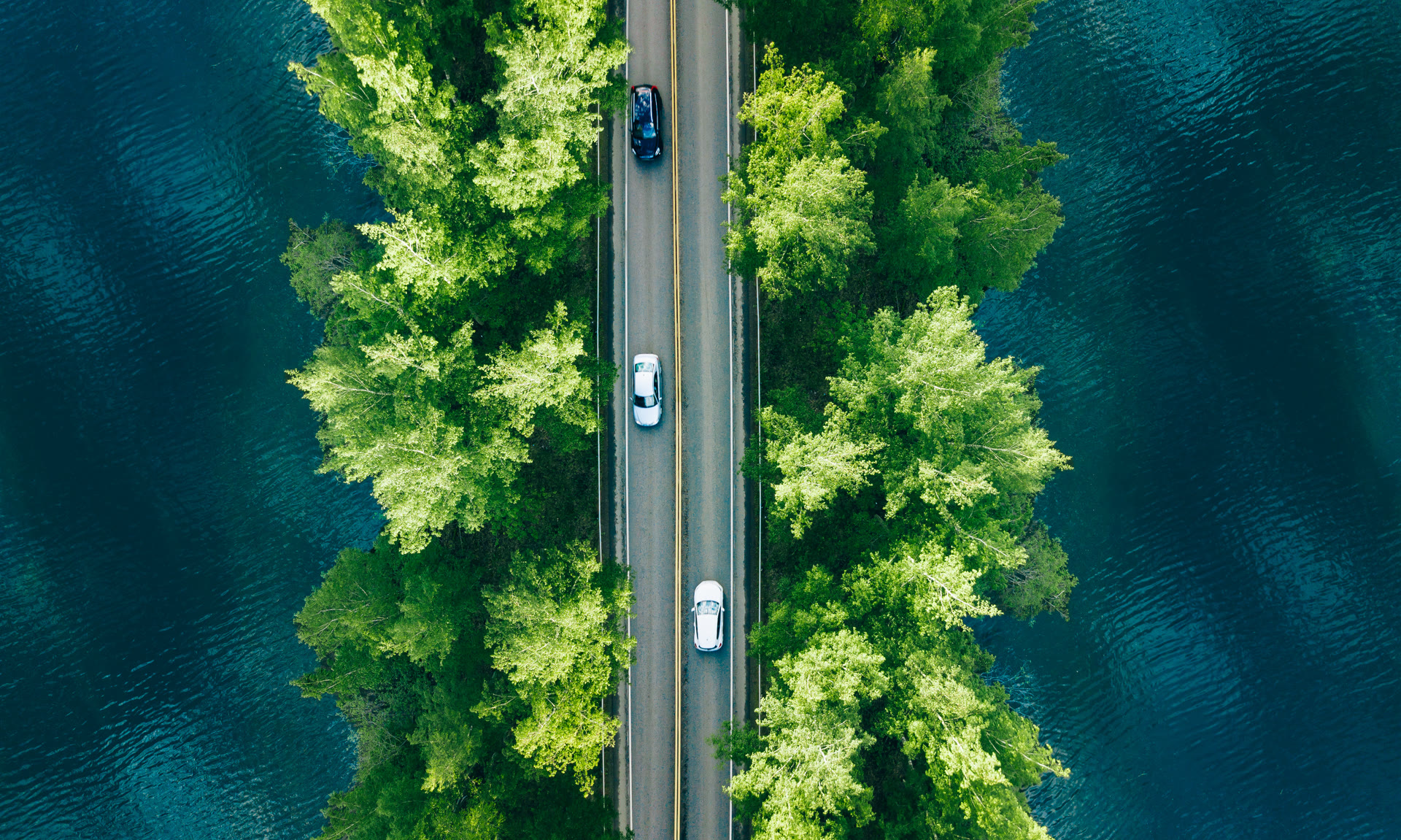 Paysage montagneux - Transport funéraire partout au Québec